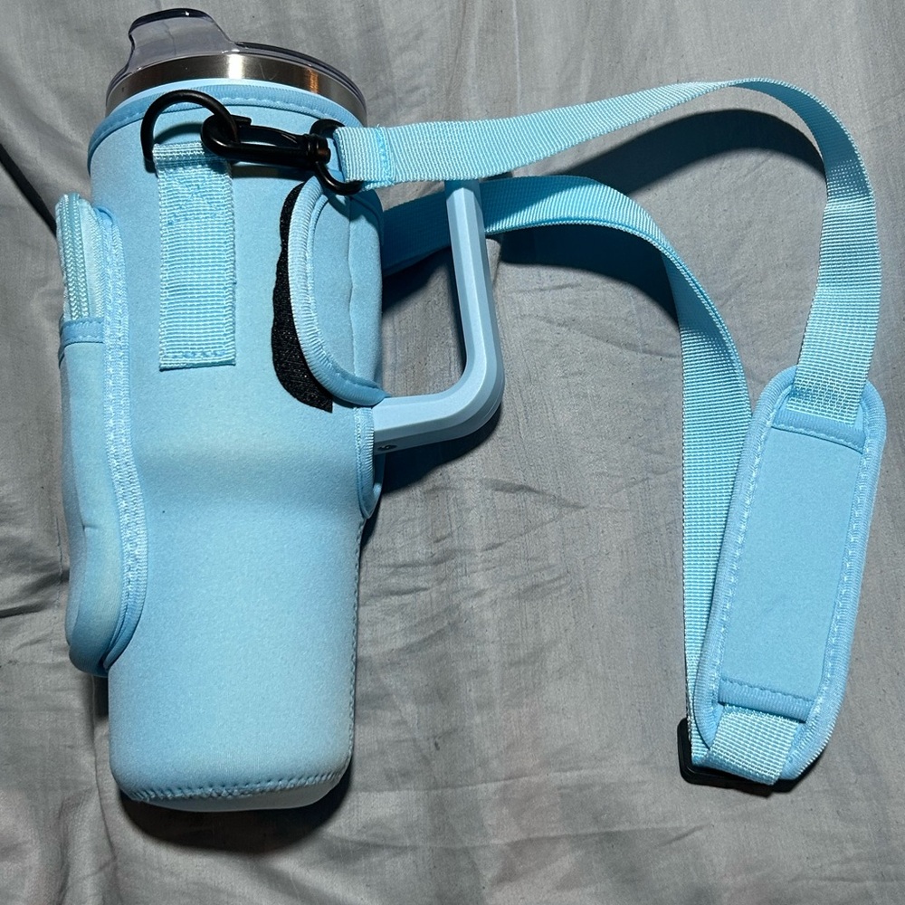 Tumbler Carrier Bag W/Pouch & Adjustable Strap - Matching Tumbler Included- Blue